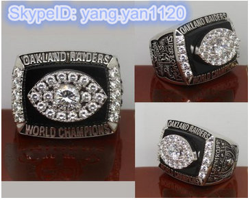 1976 NFL Super Bowl XI Oakland Raiders Championship Ring 1976 NFL Super Bowl XI Oakland Raiders Championship Ring