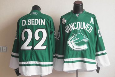 ST PARTYS DAY Vancouver Canucks 22 D.SEDIN green