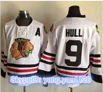 Chicago Blackhawks #9 Bobby Hull White CCM Throwback Stitched NHL Jersey