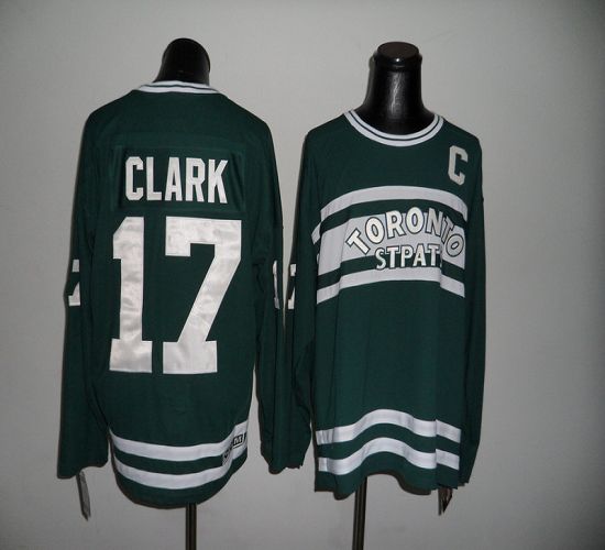 Youth Maple Leafs CCM Throwback #17 Wendel Clark Green Stitched NHL Jersey