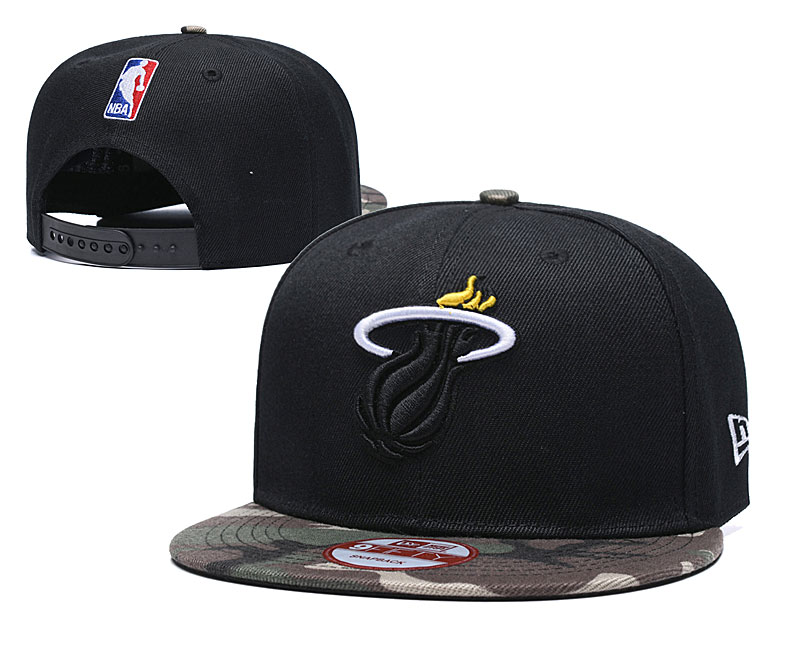 NBA Miami Heat Team Logo Black Mitchell & Ness Adjustable Hat
