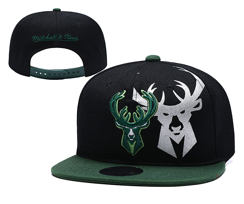 NBA Milwaukee Bucks Team Logo Green Adjustable Hat